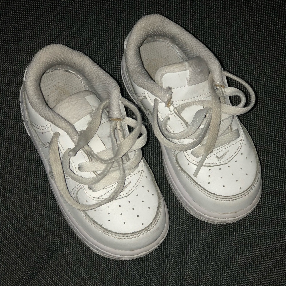 NIKES
